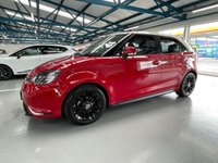 USED 2017 17 MG 3 1.5 3 STYLE LUX VTI-TECH 5d 106 BHP 