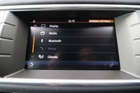 USED 2017 66 LAND ROVER RANGE ROVER EVOQUE 2.0 TD4 (180) SE 5dr 6 Speed Manual Euro 6 (Black 18