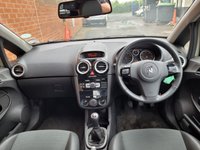 USED 2009 59 VAUXHALL CORSA 1.4 DESIGN 16V TWINPORT 5d 90 BHP 1 OWNER