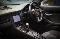 USED 2018 18 PORSCHE 911 3.0 CARRERA T 2d 364 BHP HUGE SPEC, REAR SEATS, MANUAL, SUNROOF, PDLS+, REAR AXLE STEER, 7 SPEED MANUAL, 18 WAY SEATS, T INTERIOR, CHRONO PACK, BOSE STEREO