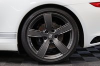 USED 2018 18 PORSCHE 911 3.0 CARRERA T 2d 364 BHP HUGE SPEC, REAR SEATS, MANUAL, SUNROOF, PDLS+, REAR AXLE STEER, 7 SPEED MANUAL, 18 WAY SEATS, T INTERIOR, CHRONO PACK, BOSE STEREO