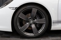 USED 2018 18 PORSCHE 911 3.0 CARRERA T 2d 364 BHP HUGE SPEC, REAR SEATS, MANUAL, SUNROOF, PDLS+, REAR AXLE STEER, 7 SPEED MANUAL, 18 WAY SEATS, T INTERIOR, CHRONO PACK, BOSE STEREO