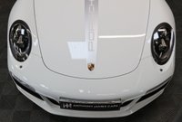 USED 2018 18 PORSCHE 911 3.0 CARRERA T 2d 364 BHP HUGE SPEC, REAR SEATS, MANUAL, SUNROOF, PDLS+, REAR AXLE STEER, 7 SPEED MANUAL, 18 WAY SEATS, T INTERIOR, CHRONO PACK, BOSE STEREO
