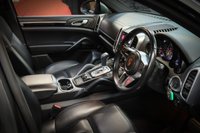 USED 2017 17 PORSCHE CAYENNE 4.1 D V8 S TIPTRONIC S 5d 379 BHP RARE V8 385BHP, HUGE SPEC, FULL PORSCHE HISTORY, 12M WARRANTY, OVER &pound;20K OF OPTIONAL EXTRAS, PAN ROOF, PASM, 21INCH TURBO ALLOYS, SPORT DESIGN PACKAGE, COMFORT MEMORY PACKAGE