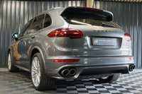 USED 2017 17 PORSCHE CAYENNE 4.1 D V8 S TIPTRONIC S 5d 379 BHP RARE V8 385BHP, HUGE SPEC, FULL PORSCHE HISTORY, 12M WARRANTY, OVER &pound;20K OF OPTIONAL EXTRAS, PAN ROOF, PASM, 21INCH TURBO ALLOYS, SPORT DESIGN PACKAGE, COMFORT MEMORY PACKAGE