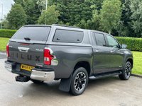 USED 2018 68 TOYOTA HI-LUX 2.4 INVINCIBLE X 4WD D-4D DCB 4d 147 BHP ** NO VAT * CANOPY + SAT NAV