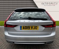 USED 2019 19 VOLVO V90 2.0 D4 R-DESIGN 5d 188 BHP SAT NAV - APPLE CAR PLAY - FRONT AND REAR PARKING SENSORS - POWER TAILGATE - HEATED FRONT SEATS - ADAPTIVE CRUISE CONTROL WITH PILOT ASSIST - ENGINE REMOTE START WITH TEMPRATURE PRE CONDITIONING - LED HEADLAMPS