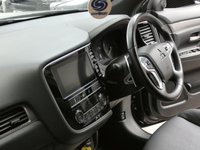 USED 2019 19 MITSUBISHI OUTLANDER 2.4 PHEV 4H 5d 207 BHP APP BASED SAT NAV LEATHER PARKING CAMERA  1 OWNER MITSUBISHI WARRANTY TILL JULY 2024