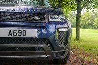 USED 2017 67 LAND ROVER RANGE ROVER EVOQUE 2.0 TD4 (180) Autobiography 5dr Automatic Euro 6 (InControl Touch Pro Navigation, Panoramic Sunroof, Climate Seats, Meridian Sound, Surround Camera) !! NATIONWIDE DELIVERY AVAILABLE !!