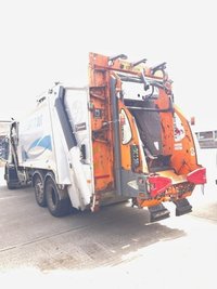 USED 2013 13 DENNIS ELITE 2 Eagle 7.1 W2630 VRD 300bhp dustcart with side loaders, ex-council, no MOT, gearbox fault. Spares or repair, SOLD AS SEEN! APPROVED CARS ARE PLEASE TO OFFER 2 DENNIS DUSTCARTS DIRECT FROM OUR LOCAL COUNCIL. NO VAT NO VAT , MULTI-CREW CAB, BIN LIFT, WITH PODS, SIDE LOADING ACCESS FOR VARIUOS USE WELL MAINTAINED IDEAL FOR EXPORT, TRADE AND COMPANY SALE ONLY WE HAVE 2 FOR SALE AT A BARGAIN PRICE WITH NO VAT, APPOINTMENT ONLY PLEASE CALL 07511618648 FOR FULL DETAILS.