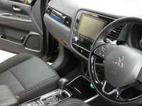 USED 2019 69 MITSUBISHI OUTLANDER 2.0 DESIGN 5d 148 BHP 7 SEATS APP BASED SAT NAV ANDROID APPLE CARPLAY HEATED SEATS REAR VIEW CAMERA CRUISE CONTROL MITSUBISHI WARRANY TILL SEPT 2024