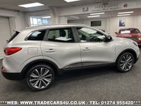 USED 2017 17 RENAULT KADJAR 1.5 DCI DIESEL SIGNATURE NAV AUTO EURO 6 UK DELIVERY FLAT FEE &pound;175 (SUBJECT TO DEAL) *OVER 100 IMAGES ON OUR WEBSITE*BESPOKE FINANCE ARRANGED*PART EXCHANGE WELCOME*ALL VEHICLES HPI CLEAR