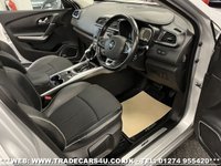 USED 2017 17 RENAULT KADJAR 1.5 DCI DIESEL SIGNATURE NAV AUTO EURO 6 UK DELIVERY FLAT FEE &pound;175 (SUBJECT TO DEAL) *OVER 100 IMAGES ON OUR WEBSITE*BESPOKE FINANCE ARRANGED*PART EXCHANGE WELCOME*ALL VEHICLES HPI CLEAR