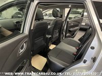USED 2017 17 RENAULT KADJAR 1.5 DCI DIESEL SIGNATURE NAV AUTO EURO 6 UK DELIVERY FLAT FEE &pound;175 (SUBJECT TO DEAL) *OVER 100 IMAGES ON OUR WEBSITE*BESPOKE FINANCE ARRANGED*PART EXCHANGE WELCOME*ALL VEHICLES HPI CLEAR