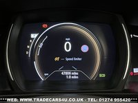 USED 2017 17 RENAULT KADJAR 1.5 DCI DIESEL SIGNATURE NAV AUTO EURO 6 UK DELIVERY FLAT FEE &pound;175 (SUBJECT TO DEAL) *OVER 100 IMAGES ON OUR WEBSITE*BESPOKE FINANCE ARRANGED*PART EXCHANGE WELCOME*ALL VEHICLES HPI CLEAR