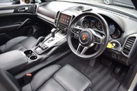 USED 2018 18 PORSCHE CAYENNE 3.0 D V6 PLATINUM EDITION TIPTRONIC S 5d 258 BHP PAN ROOF / AIR SUSP / BOSE