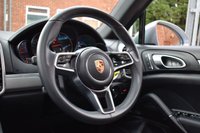 USED 2018 18 PORSCHE CAYENNE 3.0 D V6 PLATINUM EDITION TIPTRONIC S 5d 258 BHP PAN ROOF / AIR SUSP / BOSE