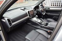 USED 2018 18 PORSCHE CAYENNE 3.0 D V6 PLATINUM EDITION TIPTRONIC S 5d 258 BHP PAN ROOF / AIR SUSP / BOSE