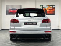 USED 2018 18 PORSCHE CAYENNE 3.0 D V6 PLATINUM EDITION TIPTRONIC S 5d 258 BHP PAN ROOF / AIR SUSP / BOSE