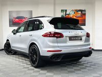 USED 2018 18 PORSCHE CAYENNE 3.0 D V6 PLATINUM EDITION TIPTRONIC S 5d 258 BHP PAN ROOF / AIR SUSP / BOSE