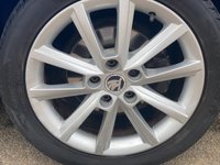 USED 2014 14 SKODA OCTAVIA 1.6 ELEGANCE TDI CR 5d 104 BHP * SATNAV *      VERY LOW MILES  *  ONE OWNER