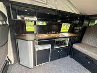 USED 2018 18 VOLKSWAGEN TRANSPORTER 4 BERTH LUXURY CAMPERVAN LONG WHEEL BASE DSG AUTO WITH REAR TAILGATE -2.0 T32 TDI P/V HIGHLINE BMT 147 BHP REAR TAILGATE CAMPERKING ST TROPEZ