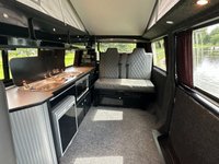 USED 2018 18 VOLKSWAGEN TRANSPORTER 4 BERTH LUXURY CAMPERVAN LONG WHEEL BASE DSG AUTO WITH REAR TAILGATE -2.0 T32 TDI P/V HIGHLINE BMT 147 BHP REAR TAILGATE CAMPERKING ST TROPEZ