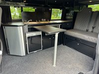 USED 2018 18 VOLKSWAGEN TRANSPORTER 4 BERTH LUXURY CAMPERVAN LONG WHEEL BASE DSG AUTO WITH REAR TAILGATE -2.0 T32 TDI P/V HIGHLINE BMT 147 BHP REAR TAILGATE CAMPERKING ST TROPEZ