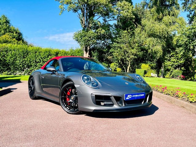 2018 18 Porsche 911 CARRERA GTS PDK