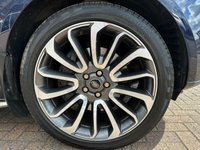 USED 2014 64 LAND ROVER RANGE ROVER 4.4 SDV8 AUTOBIOGRAPHY 5d 339 BHP REAR SEAT ENTERTAINMENT SYSTEM - SAT NAV - BLUETOOTH - 22" DIAMOND TURNED ALLOY WHEELS - REAR PRIVACY GLASS - CLIMATE SEATS - PANORAMIC SUNROOF