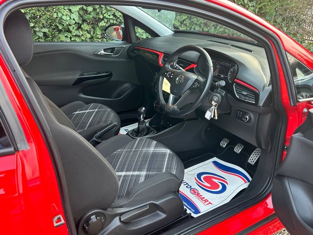 2015 VAUXHALL CORSA - Photo 11