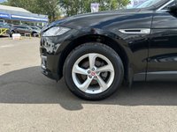 USED 2017 67 JAGUAR F-PACE 0.0 PORTFOLIO AWD 5d 178 BHP ONLY 2 OWNERS FROM NEW+ULEZ COMPLIANT+MEGA SPECIFICATION+AUTOMATIC TRANSMISSION+PANORAMIC GLASS ROOF+PRIVACY GLASS+SATELLITE NAVIGATION+BLUETOOTH+LEATHER TRIM+CLIMATE CONTROL+ALLOY WHEELS+SERVICE HISTORY+1 FULL YEARS MOT PRIOR TO COLLECTION+FINANCE AND EXTENDED WARRANTY AVAILABLE ON THIS USED VEHICLE!!!!!!!!!