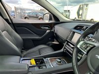 USED 2017 67 JAGUAR F-PACE 0.0 PORTFOLIO AWD 5d 178 BHP ONLY 2 OWNERS FROM NEW+ULEZ COMPLIANT+MEGA SPECIFICATION+AUTOMATIC TRANSMISSION+PANORAMIC GLASS ROOF+PRIVACY GLASS+SATELLITE NAVIGATION+BLUETOOTH+LEATHER TRIM+CLIMATE CONTROL+ALLOY WHEELS+SERVICE HISTORY+1 FULL YEARS MOT PRIOR TO COLLECTION+FINANCE AND EXTENDED WARRANTY AVAILABLE ON THIS USED VEHICLE!!!!!!!!!