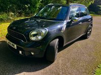USED 2014 14 MINI COUNTRYMAN 1.6 COOPER S 5d 184 BHP 1 LADY OWNER//FULL MINI/SPECIALIST SERVCE HISTORY/SATNAV/FULL BLACK LEATHER WITH HEATED SEATS//DAB //BLUETOOTH//REAR PARK SENSORS 184 BHP 1 LADY OWNER//FULL MINI/SPECIALIST SERVCE HISTORY/SATNAV/FULL BLACK LEATHER WITH HEATED SEATS//DAB //BLUETOOTH//REAR PARK SENSORS