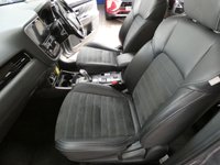 USED 2019 19 MITSUBISHI OUTLANDER 2.4 PHEV JURO 5d 207 BHP APP SAT NAV APPLE ANDROID CARPLAY REAR VIEW CAMERA MITSUBISHI WARRANTY TILL MARCH 2024