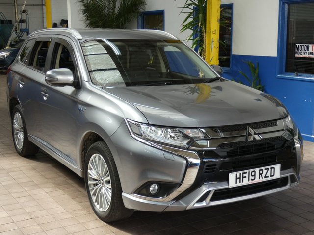 2019 19 Mitsubishi Outlander 2.4 PHEV JURO 5d 207 BHP