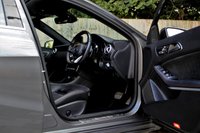 USED 2018 18 MERCEDES-BENZ A-CLASS 2.1 A 200 D AMG LINE PREMIUM PLUS 5d 134 BHP PREMIUM PLUS