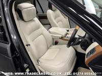 USED 2019 19 LAND ROVER RANGE ROVER AUTOBIOGRAPHY VOGUE SDV8 AUTO EURO 6 S/S UK DELIVERY FLAT FEE &pound;175 (SUBJECT TO DEAL) *OVER 100 IMAGES ON OUR WEBSITE*BESPOKE FINANCE ARRANGED*PART EXCHANGE WELCOME*ALL VEHICLES HPI CLEAR
