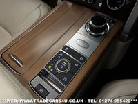 USED 2019 19 LAND ROVER RANGE ROVER AUTOBIOGRAPHY VOGUE SDV8 AUTO EURO 6 S/S UK DELIVERY FLAT FEE &pound;175 (SUBJECT TO DEAL) *OVER 100 IMAGES ON OUR WEBSITE*BESPOKE FINANCE ARRANGED*PART EXCHANGE WELCOME*ALL VEHICLES HPI CLEAR