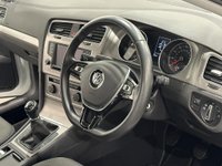 USED 2016 66 VOLKSWAGEN GOLF 1.6 MATCH EDITION TDI BMT 5d 109 BHP Striking High Gloss White , 5 Door 1.6 Golf TDI