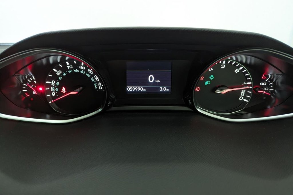 USED 2016 16 PEUGEOT 308 1.6 BLUE HDI S/S GT LINE 5d  