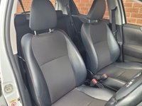 USED 2013 13 TOYOTA YARIS 1.3 VVT-I SR 5d 98 BHP REVERSE CAMERA