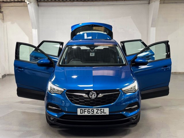 View our VAUXHALL GRANDLAND X