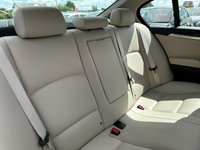 USED 2011 61 BMW 5 SERIES 2.0 525D SE 4d 215 BHP PRO NAVIGATION - ADAPTIVE HEADLIGHTS - REAR CAMERA - SURROUND VIEW CAMERA - DAB DIGITAL RADIO - BLUETOOTH HANDSFREE - XENON HEADLAMPS - SUNROOF - 18" ALLOY WHEELS - HIGH BEAM ASSIST - HEAD UP DISPLAY - COMFORT PACKAGE - VISABILITY PACK - ADVANCED PARKING PACKAGE - MEDIA PACKAGE - LANE DEPARTURE WARNING -