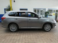 USED 2020 69 MITSUBISHI OUTLANDER 2.4 PHEV DYNAMIC 5d 222 BHP APP SAT NAV LEATHER CAMERA 1 OWNER MITSUBISHI WARRANTY TILL  JAN 2025 VAT Q