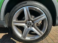 USED 2017 67 MERCEDES-BENZ GLA-CLASS 2.1 GLA 200 D AMG LINE 5d 134 BHP SAT NAV - BLUETOOTH - PARKING CAMERA - POWER TAILGATE - SMARTPHONE INTEGRATION - 8" MEDIA DISPLAY