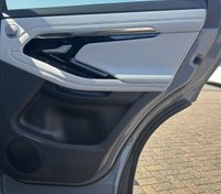 USED 2020 70 LAND ROVER RANGE ROVER EVOQUE 2.0 FIRST EDITION MHEV 5d 178 BHP PRO SAT NAV - BLUETOOTH HANDSFREE - APPLE CARPLAY/ANDROID AUTO - POWER TAILGATE - 360 CAMERA - TINTED WINDOWS - PANORAMIC SUNROOF - KEYLESS ENTRY - 20" DIAMOND CUT ALLOY WHEELS - MERIDIAN SOUND SYSTEM - DAB DIGITAL RADIO - TOUCH PRO DUO SYSTEM