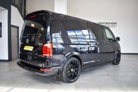 USED 2018 18 VOLKSWAGEN TRANSPORTER T6 T32 2.0 TDI 204PS 4MOTION DSG HIGHLINE KOMBI LWB Huge Factory Specification