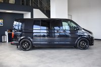 USED 2018 18 VOLKSWAGEN TRANSPORTER T6 T32 2.0 TDI 204PS 4MOTION DSG HIGHLINE KOMBI LWB Huge Factory Specification