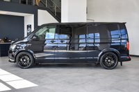 USED 2018 18 VOLKSWAGEN TRANSPORTER T6 T32 2.0 TDI 204PS 4MOTION DSG HIGHLINE KOMBI LWB Huge Factory Specification